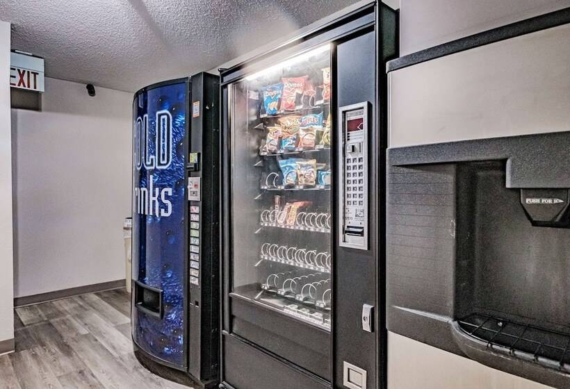 Мотель Days Inn By Wyndham Brunswick Bath Area