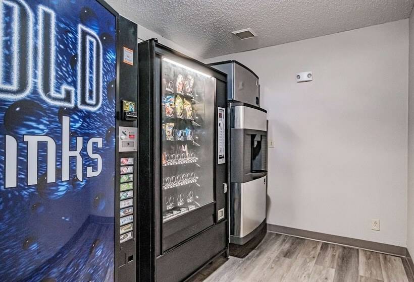 Мотель Days Inn By Wyndham Brunswick Bath Area