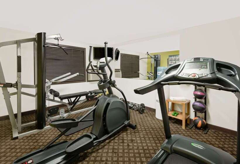 فندق على الطريق Days Inn By Wyndham Fort Dodge