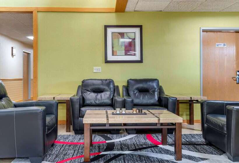 فندق على الطريق Coratel Inn & Suites By Jasper River Falls