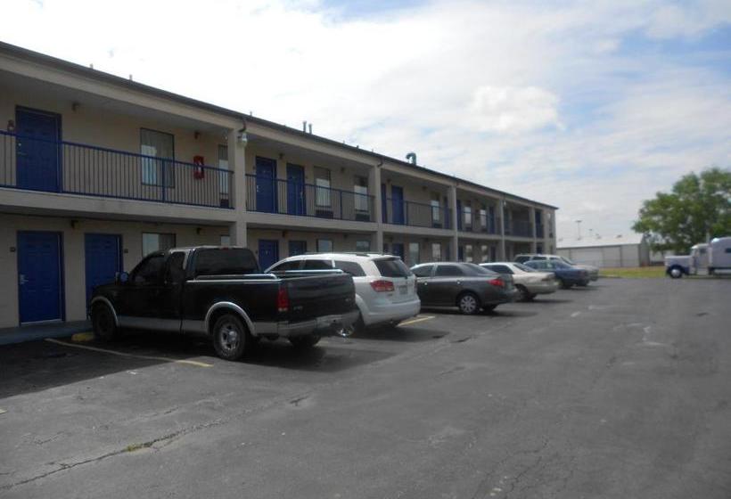 فندق على الطريق Executive Inn & Suites   Covington