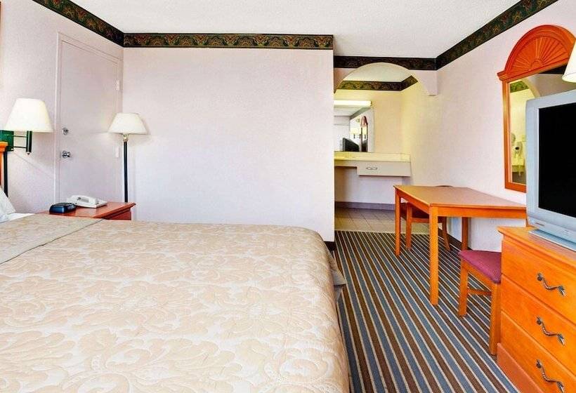 فندق على الطريق Magnuson Hotel Jacksonville Downtown