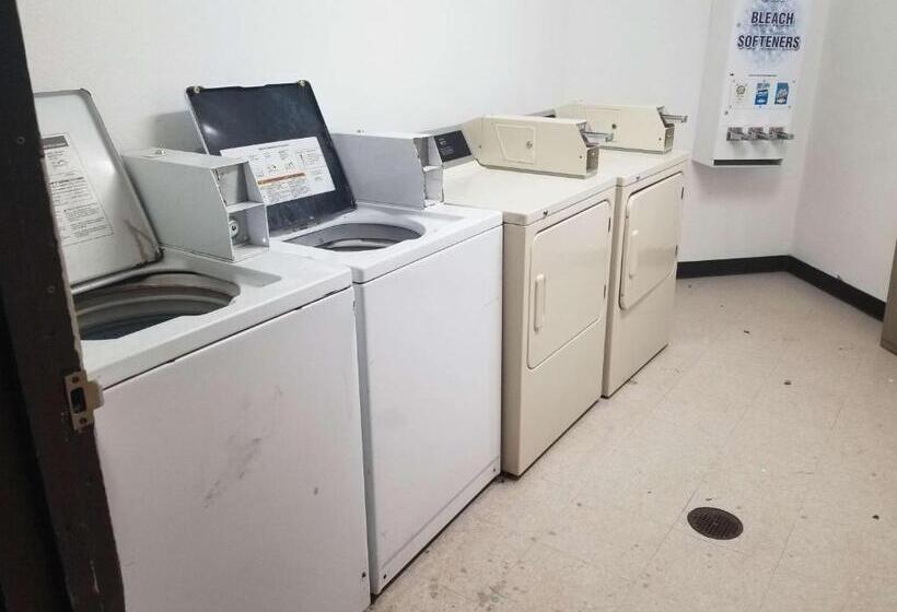 모텔 Pinetop Studio Suites