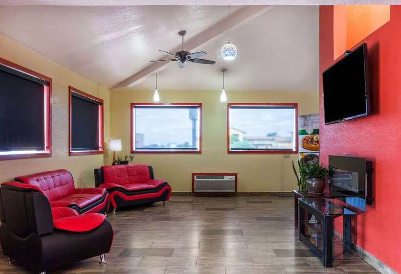 فندق على الطريق Quality Inn