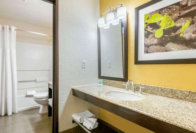 فندق على الطريق Quality Inn & Suites Leesburg Chain Of Lakes