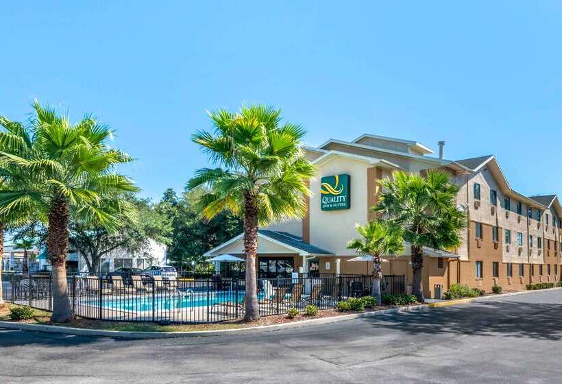 فندق على الطريق Quality Inn & Suites Leesburg Chain Of Lakes