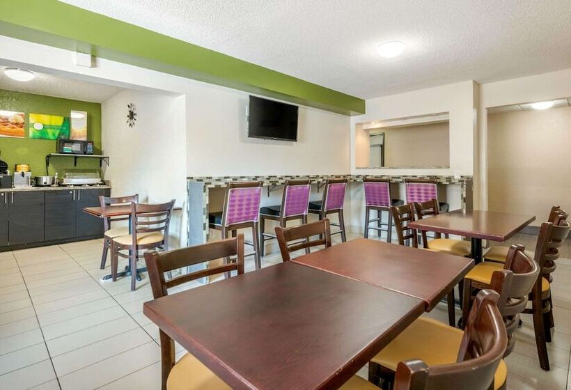 فندق على الطريق Quality Inn & Suites Leesburg Chain Of Lakes