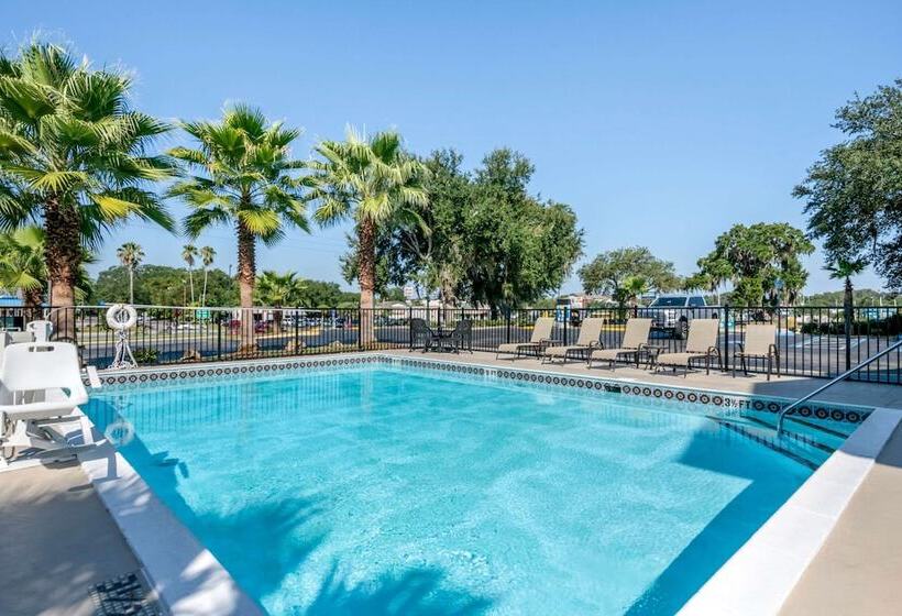 فندق على الطريق Quality Inn & Suites Leesburg Chain Of Lakes