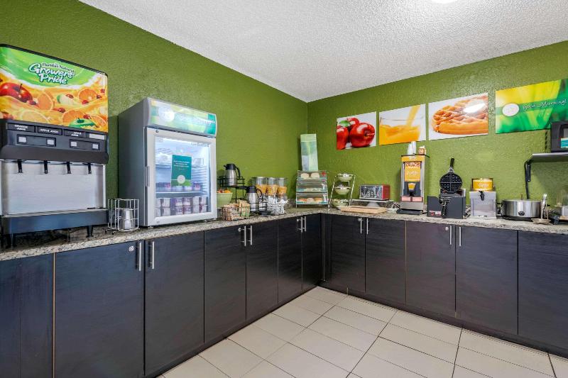 فندق على الطريق Quality Inn & Suites Leesburg Chain Of Lakes