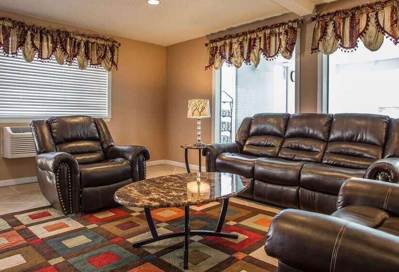 فندق على الطريق Quality Inn & Suites