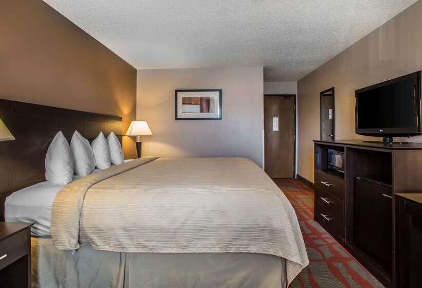 فندق على الطريق Quality Inn & Suites