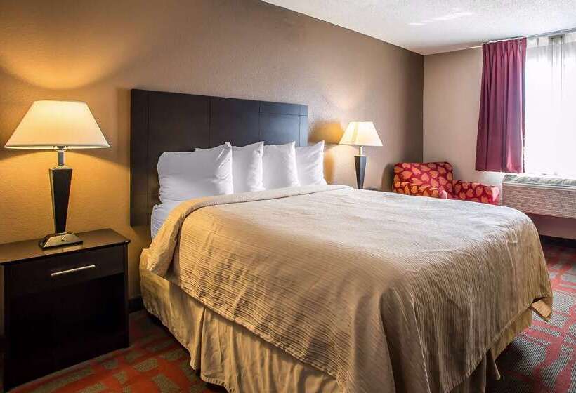 فندق على الطريق Quality Inn & Suites