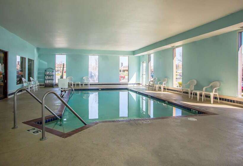 فندق على الطريق Quality Inn & Suites