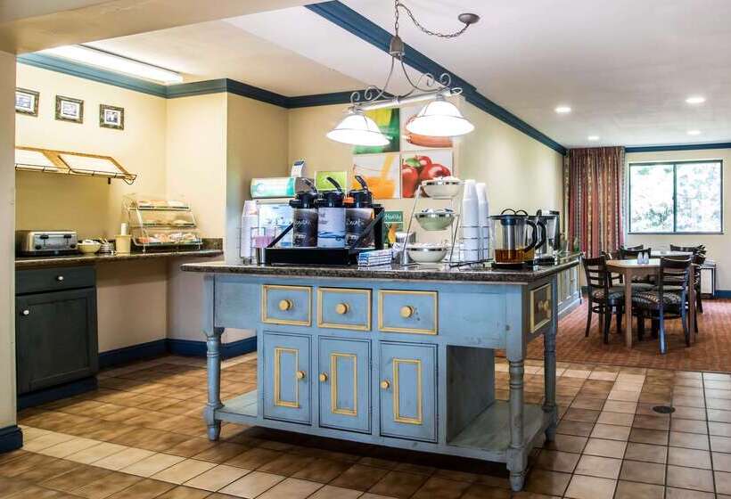فندق على الطريق Quality Inn Cortland   University Area