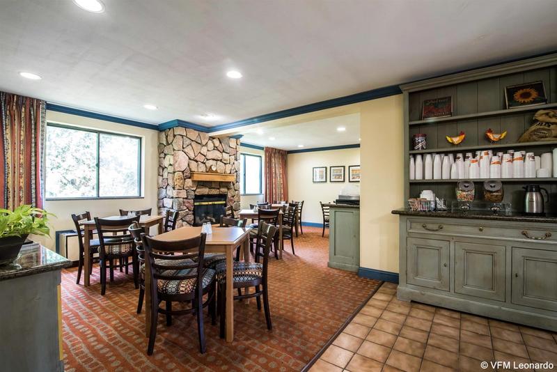 فندق على الطريق Quality Inn Cortland   University Area