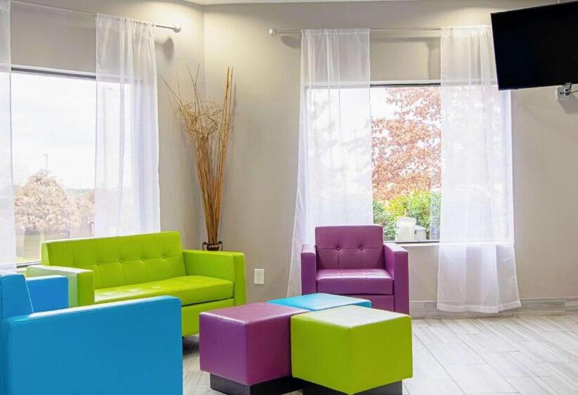 فندق على الطريق Quality Inn