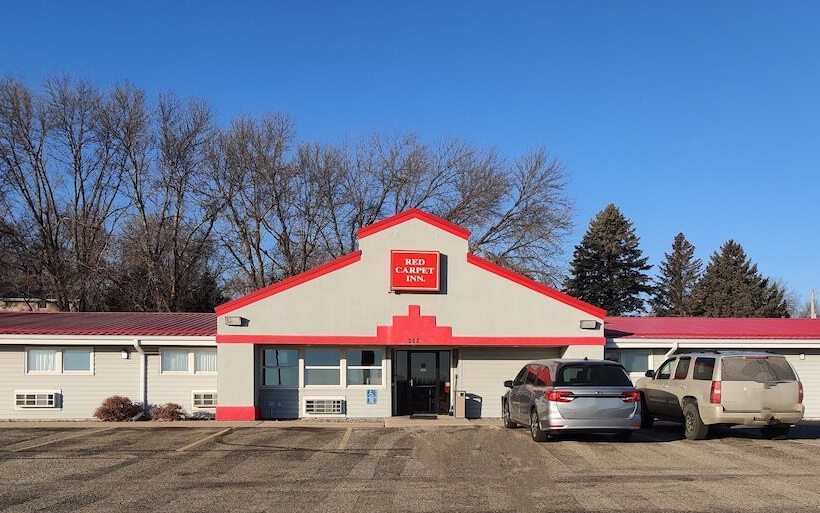 모텔 Red Carpet Inn  Windom