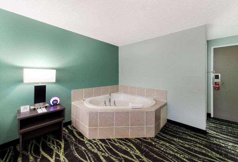 فندق على الطريق Baymont By Wyndham Liberty Mo