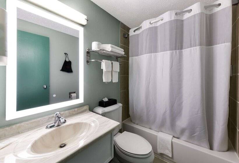 فندق على الطريق Baymont By Wyndham Liberty Mo