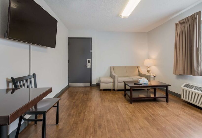 모텔 Red Lion Inn & Suites Ontario