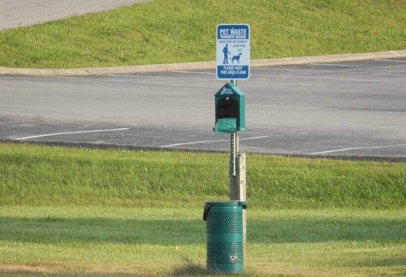 فندق على الطريق Red Roof Inn Berea