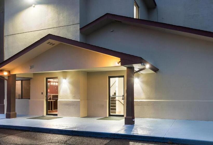 모텔 Red Roof Inn Findlay