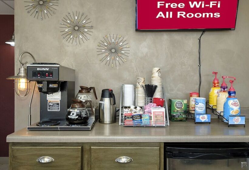 モーテル Red Roof Inn Vermillion  U Of South Dakota