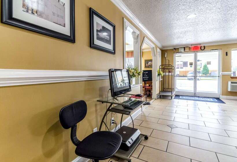 فندق على الطريق Rodeway Inn & Suites Jacksonville Near Camp Lejeune