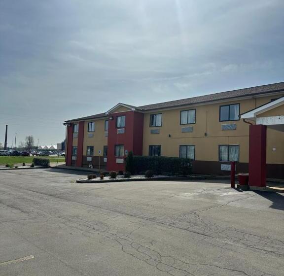 فندق على الطريق Rosewood Inn