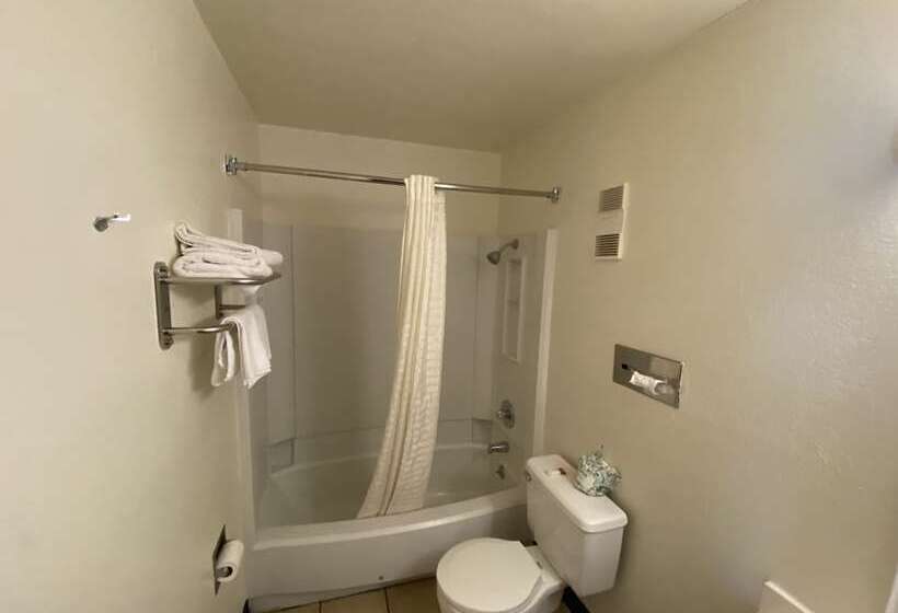 汽车旅馆  Simple Rewards Inn