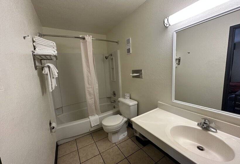 汽车旅馆  Simple Rewards Inn