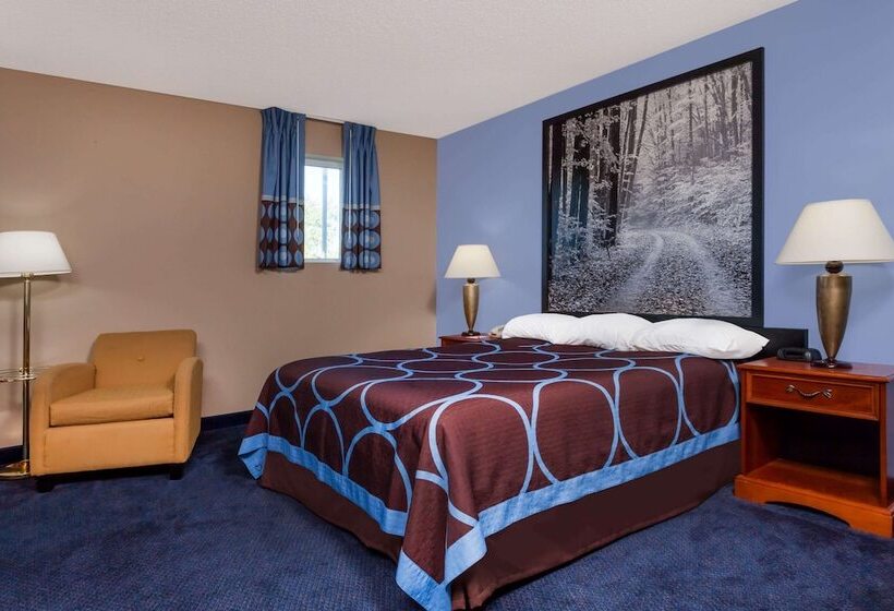 فندق على الطريق Super 8 By Wyndham Adrian