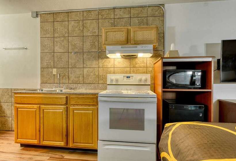 فندق على الطريق Super 8 By Wyndham Alamosa