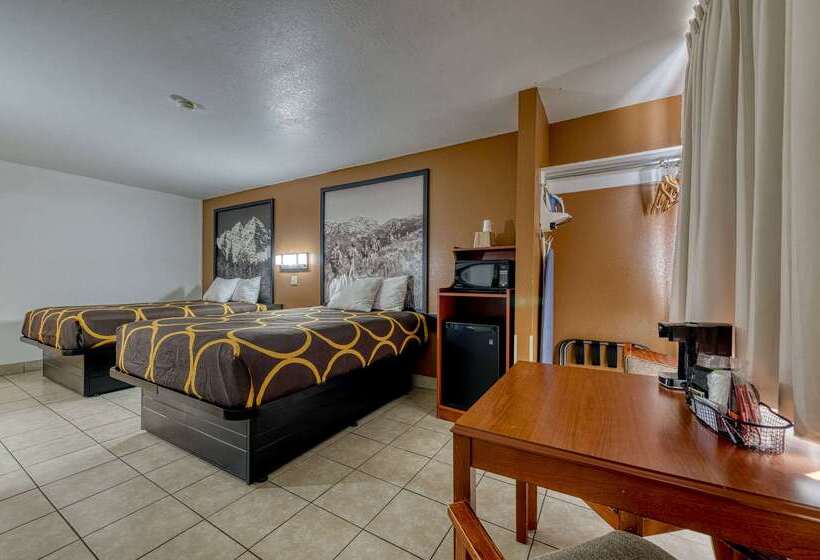 فندق على الطريق Super 8 By Wyndham Alamosa