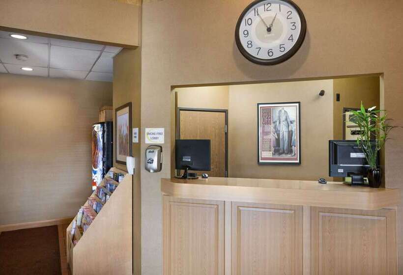 فندق على الطريق Super 8 By Wyndham Alton