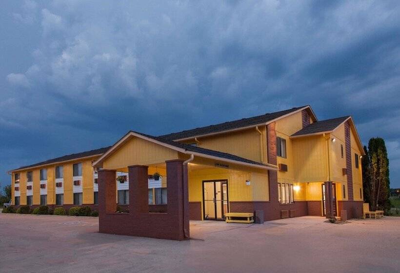 فندق على الطريق Super 8 By Wyndham Anamosa Ia
