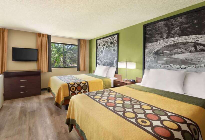 汽车旅馆  Super 8 By Wyndham Ankeny/des Moines Area