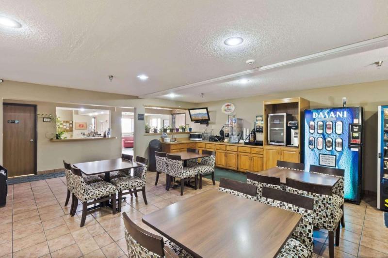 モーテル Super 8 By Wyndham Ankeny/des Moines Area