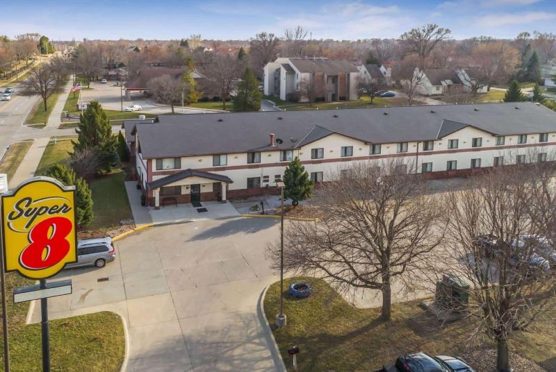 汽车旅馆  Super 8 By Wyndham Ankeny/des Moines Area