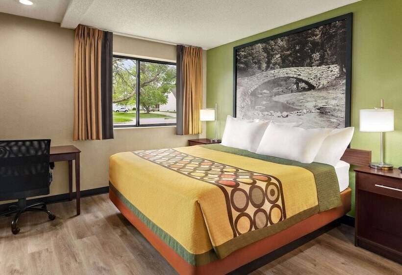 Мотель Super 8 By Wyndham Ankeny/des Moines Area