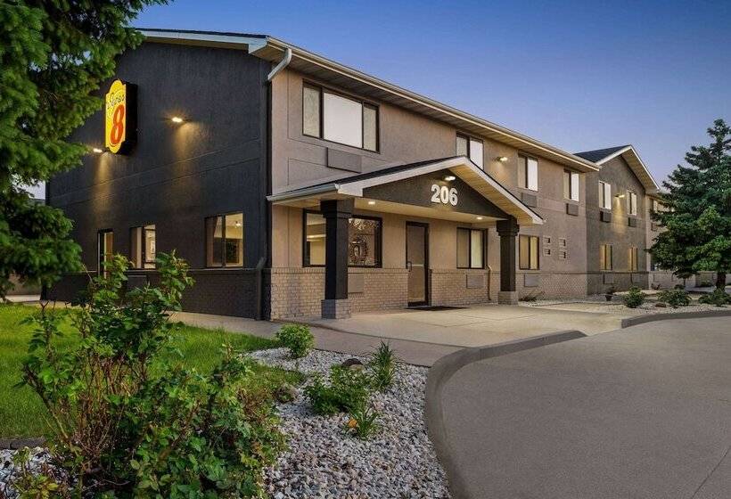 Мотель Super 8 By Wyndham Ankeny/des Moines Area