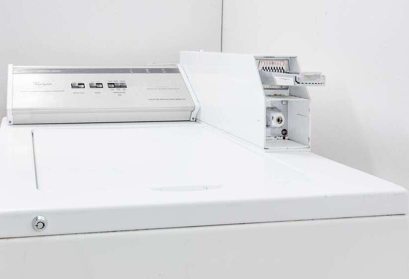 فندق على الطريق Super 8 By Wyndham Arkadelphia Caddo Valley Area