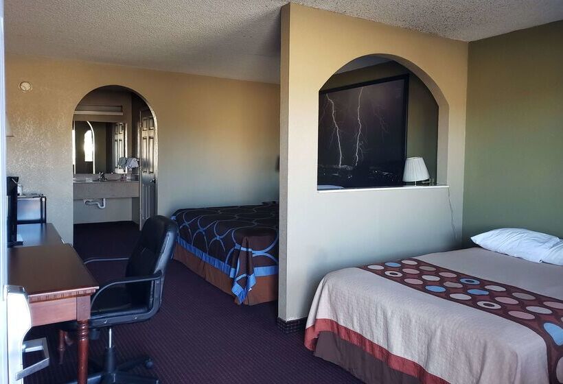 فندق على الطريق Super 8 By Wyndham Arkadelphia Caddo Valley Area