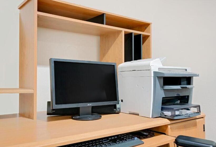 فندق على الطريق Super 8 By Wyndham Ashland