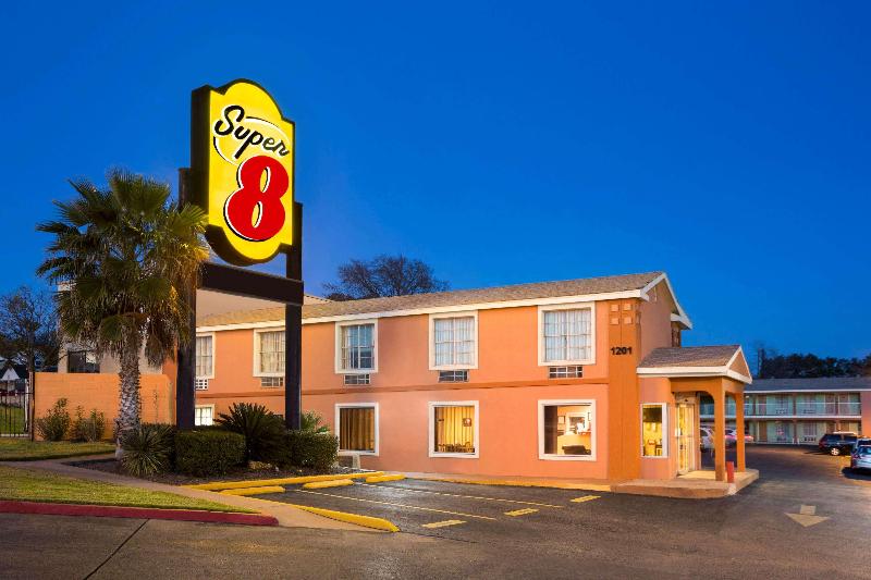 Мотель Super 8 By Wyndham Austin Downtown/capitol Area