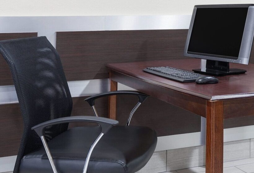 מוטל Super 8 By Wyndham Bedford Dfw Airport West