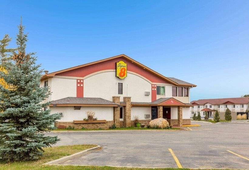فندق على الطريق Super 8 By Wyndham Bemidji Mn