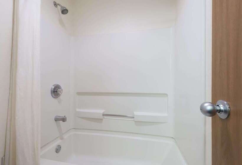 汽车旅馆 Super 8 By Wyndham Bernalillo