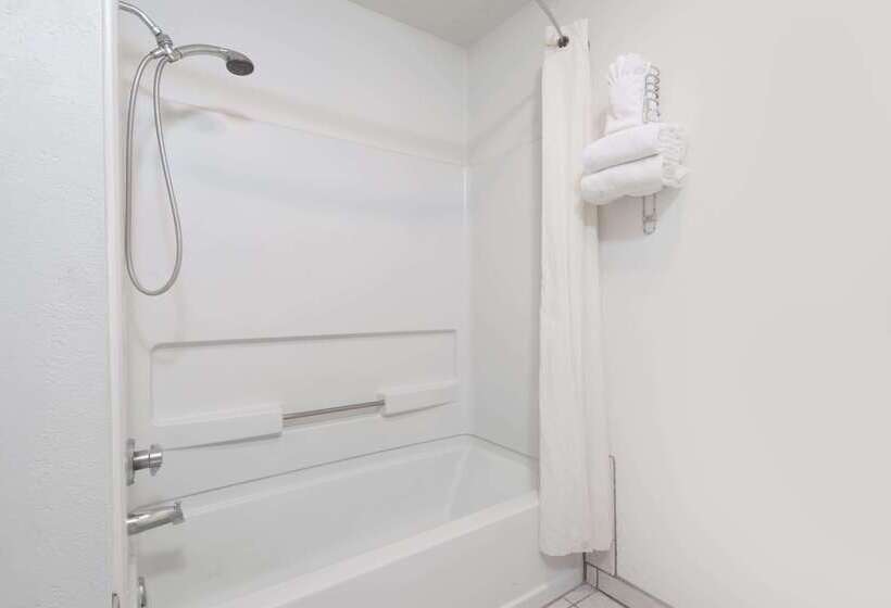 汽车旅馆 Super 8 By Wyndham Bernalillo