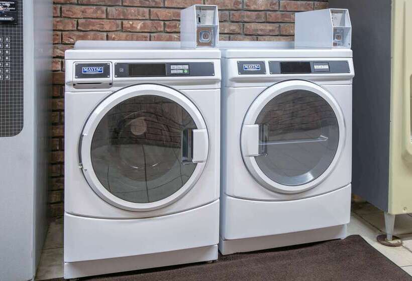 فندق على الطريق Super 8 By Wyndham Big Cabin/vinita Area